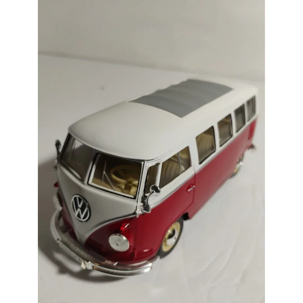 Welly 1962 Volkswagon Microbus #2095